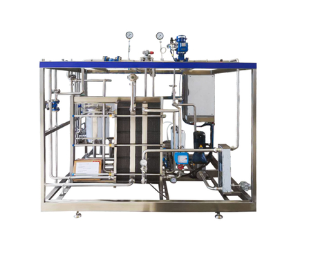 8T / H SUS304 135-150 درجة ماكينات بسترة UHT للحليب