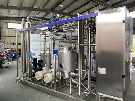سعة عالية الجودة مخصص 500-20000l / H المانجو Uht معقم عصير الفاكهة خط معالجة المواد الدائمة Sus304/316