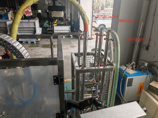 دقة ± 0.5 في المائة آلة ملء الحقيبة في الصندوق تعمل عند ضغط الهواء 0.6-0.8MPa مثالية لتوزيع السائل بدقة